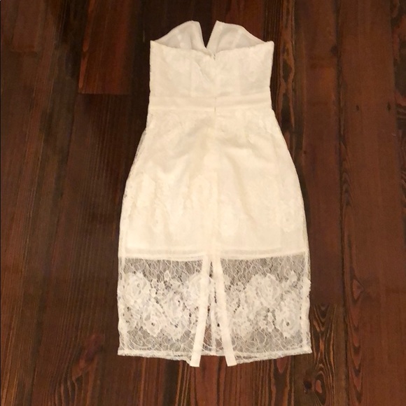 Off white lace dress, XS, New with tags - Picture 2 of 4